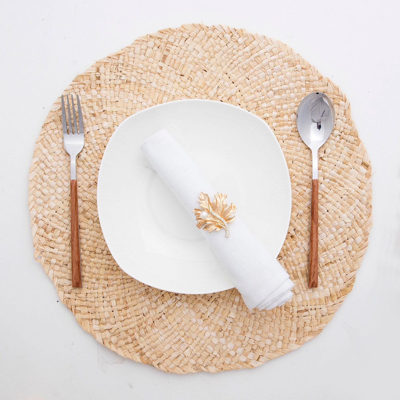 15inch Natural Corn Husk Placemat Round Braided Handmade Etsy