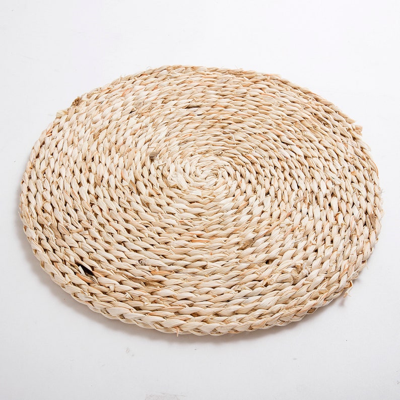 15inch 4PCS Natural Corn Husk Placemat Round Braided Handmade | Etsy
