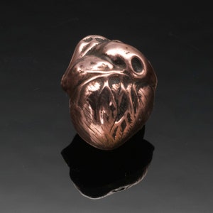 Heart tie tack / lapel pin
