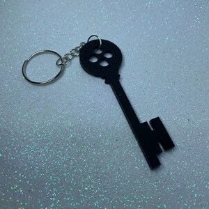 Coraline Key Necklace or Choker, Metal Black Button Skeleton Key Chain, Key  Ring, Keychain, Other Mother Cosplay Costume Prop Passkey 