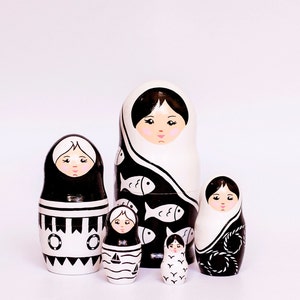 Black & White Nesting Doll - Matryoshka - Scandinavian Design - Babushka Doll - Modern Nested Dolls - Nursery Design Toy - Christmas Gift