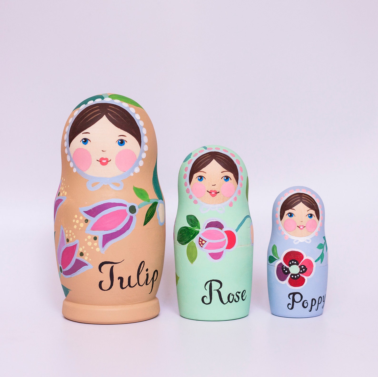 AEVVV Lot de 5 poupées gigognes ukrainiennes Baboushka en vêtements slaves – Cadeaux ukrainiens faits à la main – Poupée ukrainienne – Poupées empilables en bois