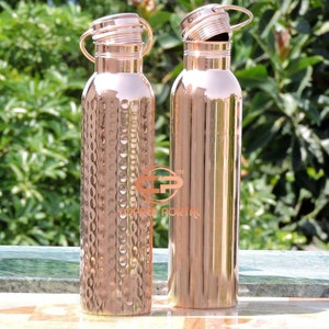 Smooth and Hammered Copper Water Bottle Set with Handle | Seamless Leak Proof Water Bottle Set, 1000ml (34.28 fl oz) Pack of 2 Bottles