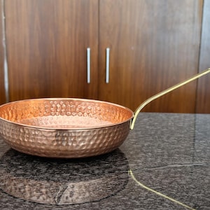 Sartén de cobre hecha a mano / Sartén Tadka martillada, 1850 ml