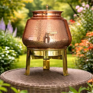 New Arrival Handcrafted Hammered Designer Copper Water Dispenser With Lid & Metal Tap