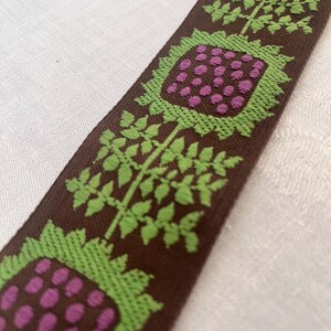 Cooles Mid-Century Webband. Sonnenblumen in den Farben der 1970er Jahre. 6 cm Breites Baumwollband. Für jedes Bastelprojekt.