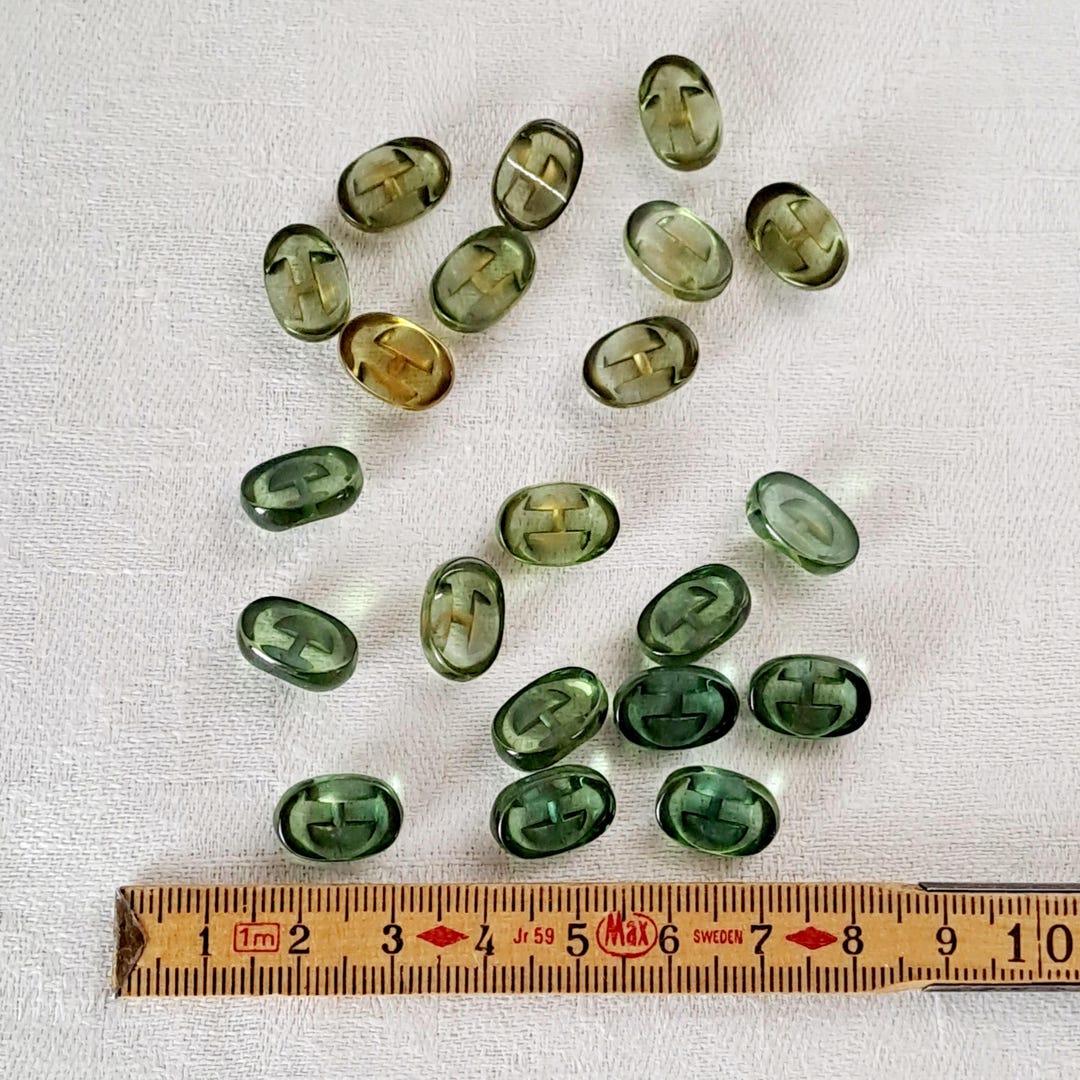 21 Oval Plastic Mini Buttons. Different Greens. Self Shank With Thread ...