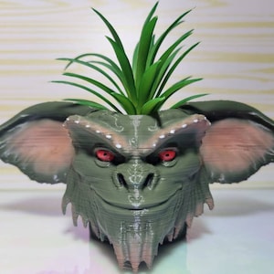 Gremlin planter