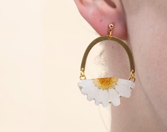 Daisy Half Circle Earrings, Sterling Silver and Gold Plated Wire, Clip-on Earrings, Geometric Earrings, Boho Wedding Earrings