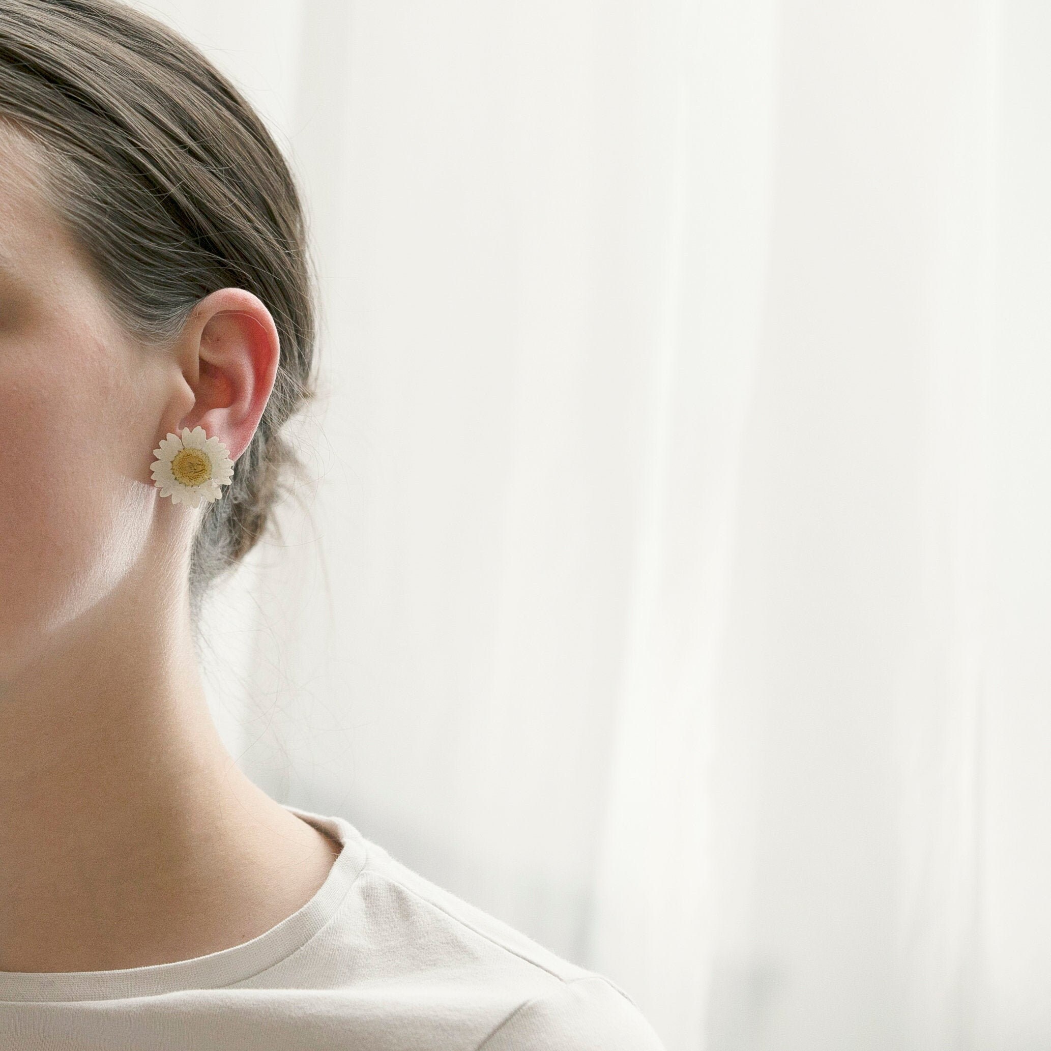 Orecchini A Margherita Con Colibrì In Argento Sterling E Cristallo – Gioiello Naturale Per Donne