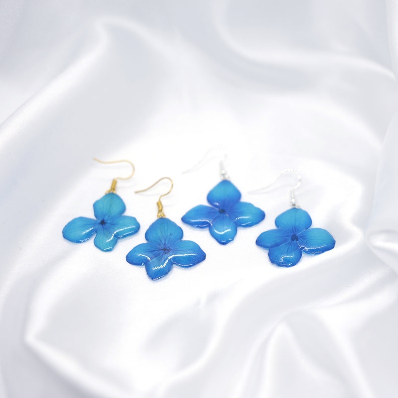 Blue Flower Earrings, Blue Turquoise Hydrangea Resin Earrings, Real Pressed Flowers, Drop and Dangle Hoop Jewellery, Gift for her image 4