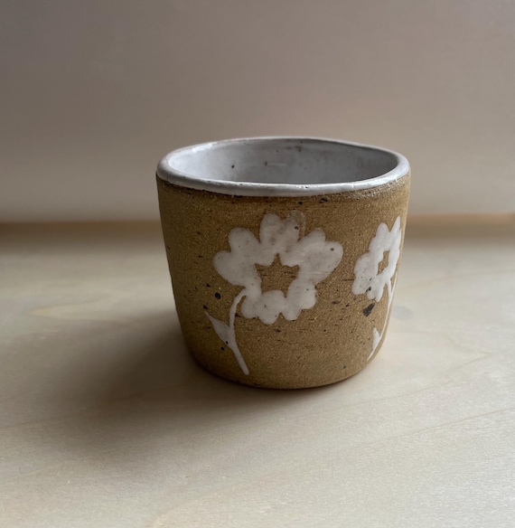 Medium ceramic cup