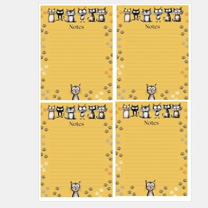 Puede incluir: Cuatro blocs de notas amarillos con temática de gatos. Cada bloc de notas tiene una fila de gatos de dibujos animados en la parte superior y un solo gato en la parte inferior. La palabra "Notes" está impresa en cada bloc de notas. Huellas de patas bordean los bordes.