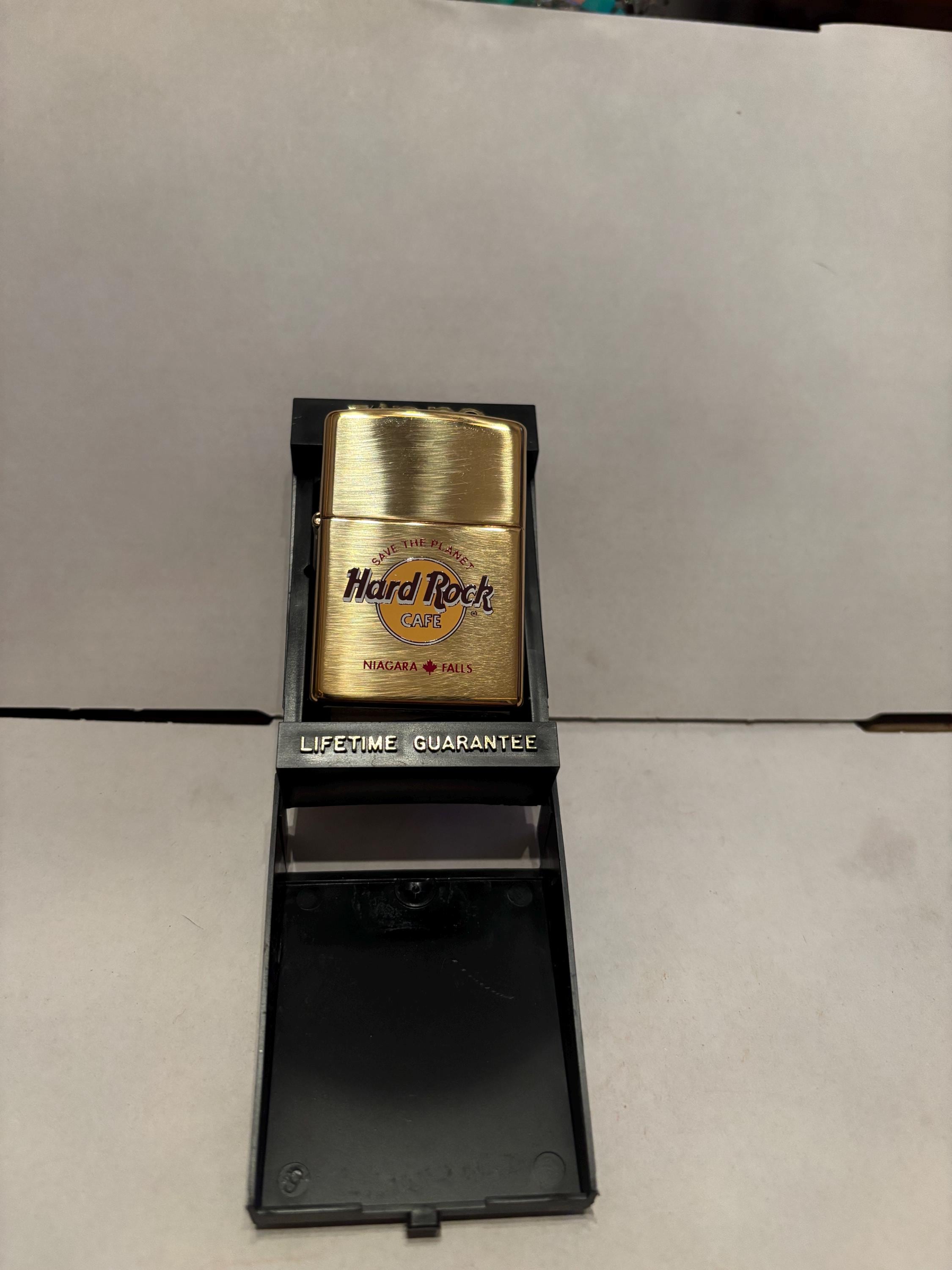ZIPPO ジッポー solid brass ソリッドブラス Canada カナダ 紋章