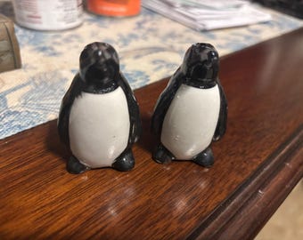 Salt and pepper shakers Penguins