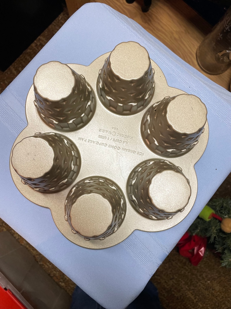 Nordic Ware Ice Cream Cupcake Cone Pan - Etsy