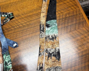 Elephant Charge Tie