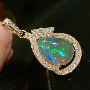 Ethiopian Honeycomb Opal Pendant 13.40ct (VII)