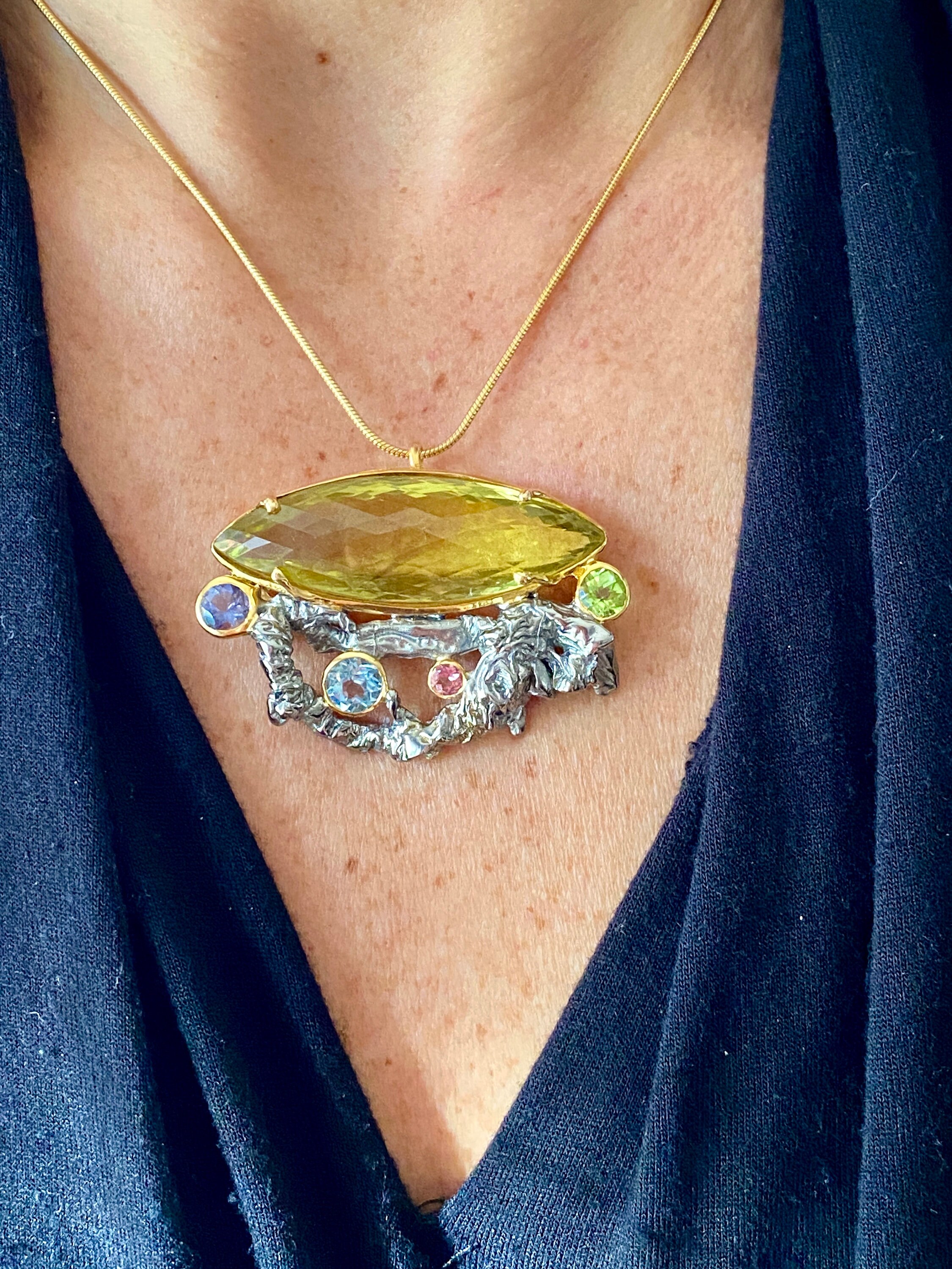 クオーツ・ペリドット ペンダント ローズクォーツ、ペリドットの