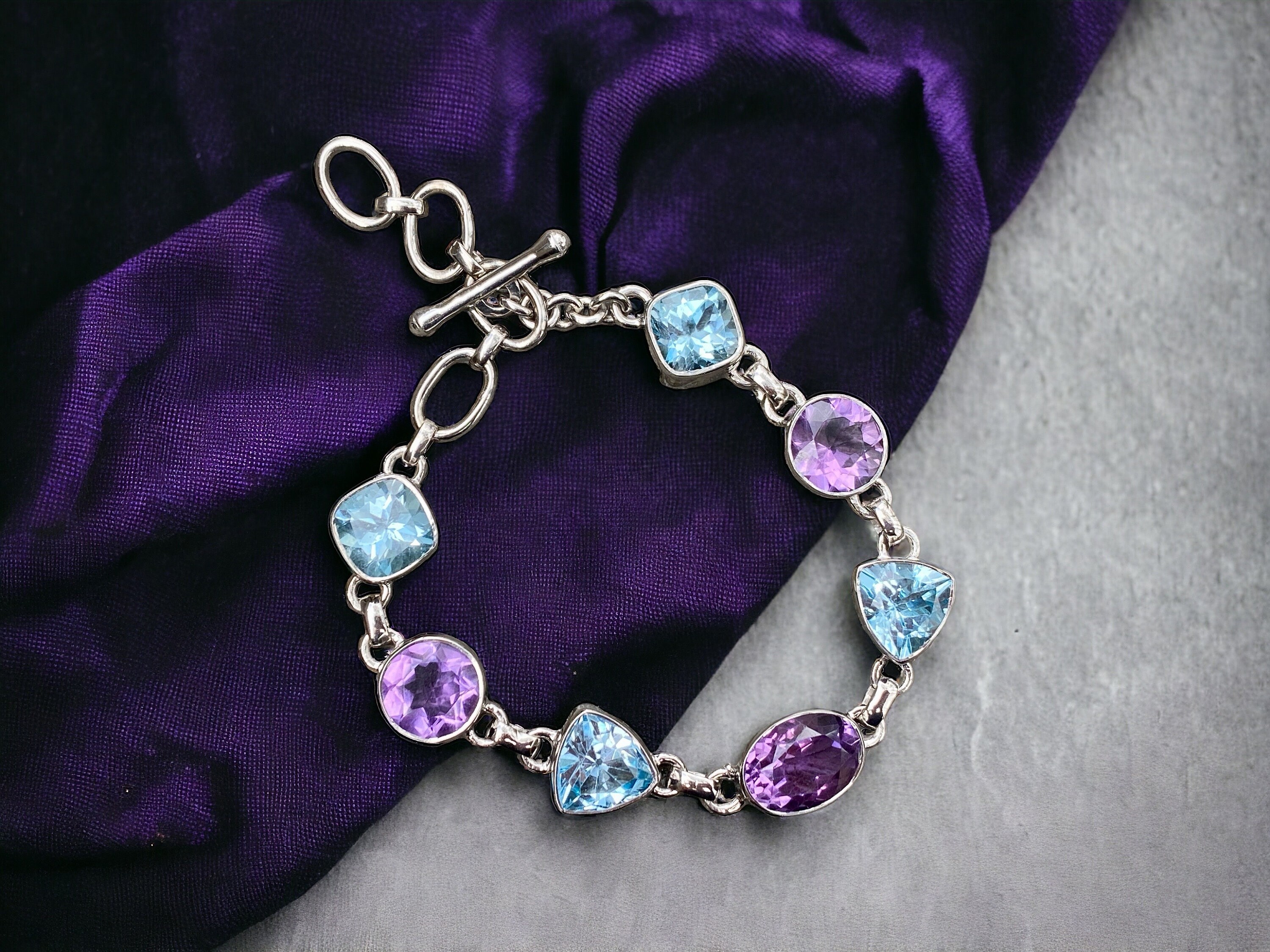 スターリングシルバーのアメジストとブルートパーズのブレスレット
