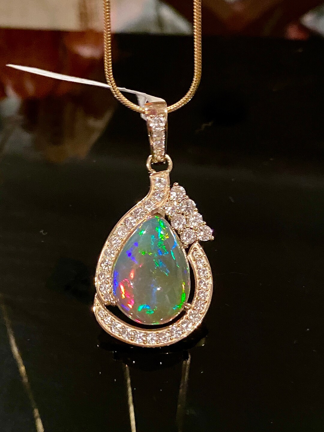 Rose Gold Plated 18x13mm Oval Pink Chalcedony Ethiopian Opal Pendant W Chain