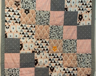 Handmade baby quilt, Tummy time quilt, bears, fox, woodland