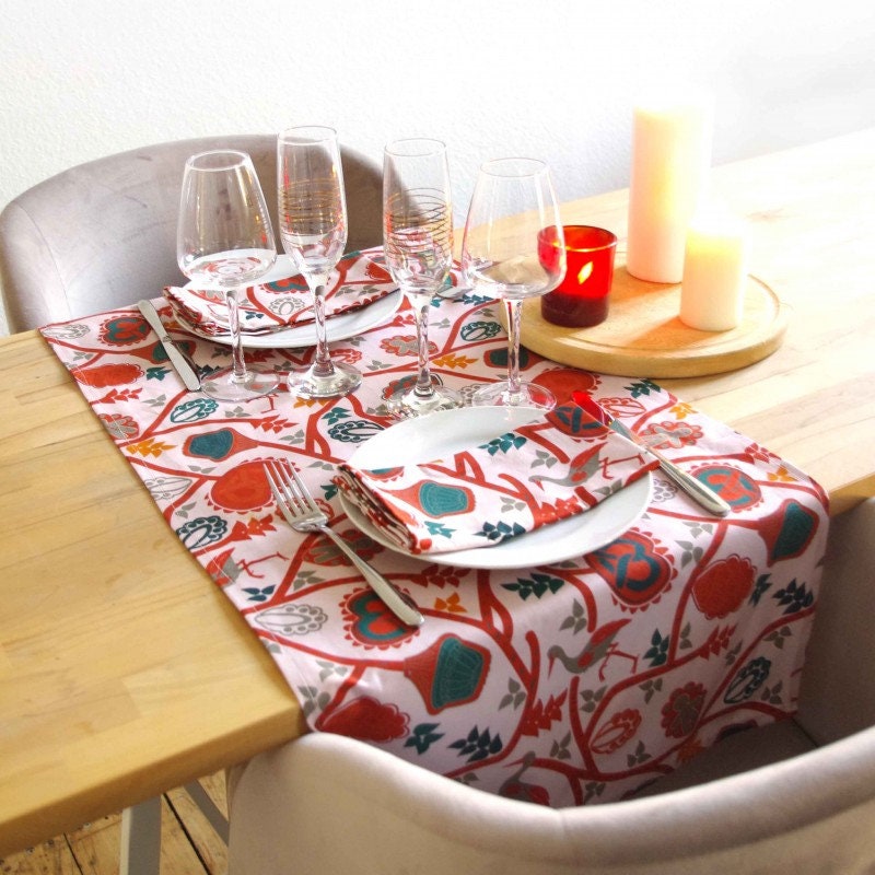 Chemin de Table, Motif Alsace Vibe, 100% Coton, Fabriqué en France, Engagée et Éthique