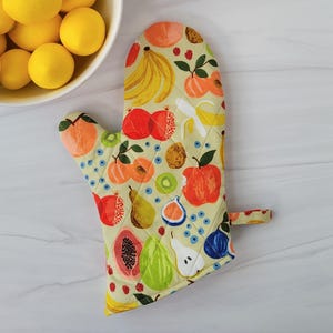 NEW! Rifle Paper Co Oven Mitt, Fruit Stand Oven Mitt, Bananas and Apples Oven Mitt Set, Morden Kitchen Accessory, Wedding Shower Gift Set