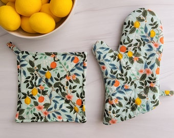 Handmade Rifle Paper Co Kitchen Gift Set, Spring Rifle Paper Pot Holder and Mitt Set, Citrus Grove Gift Set, Mint Modern Farmhouse Kitchen