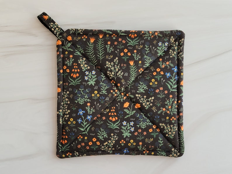 Rifle Paper Co. Menagerie Garden Pot Holder
