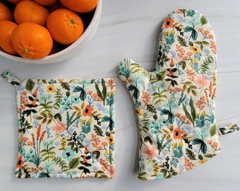 Handmade Rifle Paper Co Kitchen Gift Set for Mother's Day, Rifle Paper Floral Pot Holder and Mitt Set, Herb Garden Oven Mitt, Spring Decor