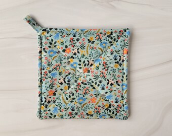 New! Rifle Paper Co Pot Holder, Rifle Paper Potholder, Handmade Bramble Fields Kitchen Decor, Floral Thick Potholder, House Warming Gift