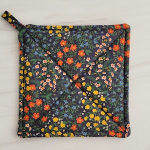 New! Rifle Paper Co Pot Holder, Navy Rifle Paper Potholder, Handmade Wildwood Garden Kitchen Decor, Floral Thick Potholder, Farmhouse Decor