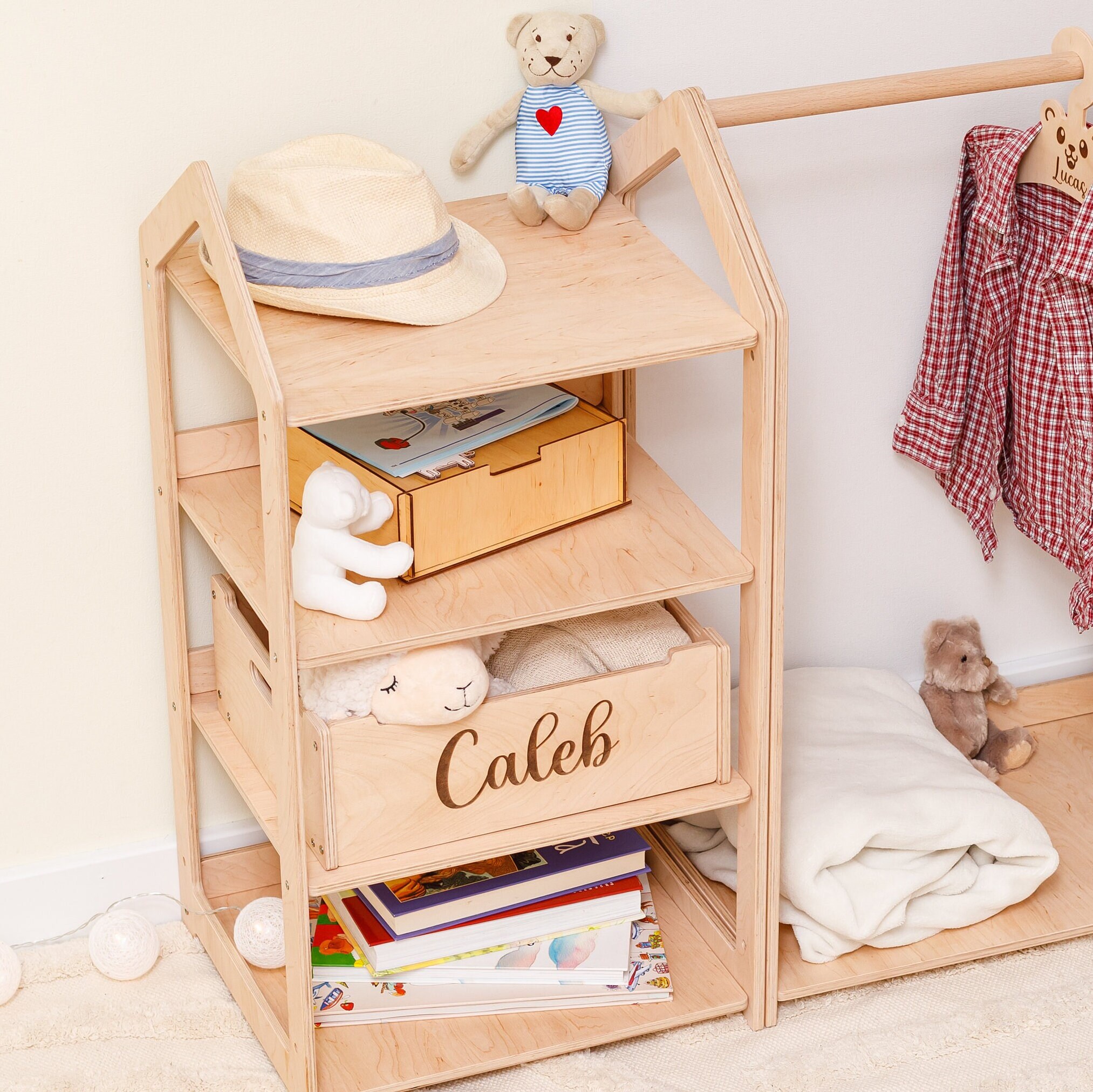 Estante de madera para niños pequeños, ropa Montessori, mini