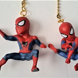 Spiderman Zipper Pull in Polymer Clay. Superhero Zip Pull in