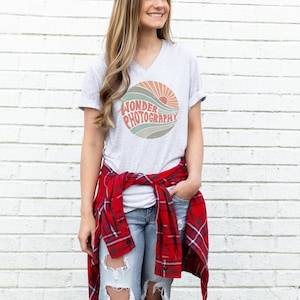 Ash v-hals Bella Canvas Mockup 3005 Bella Canvas T-shirt Flat Lay Mockup Boutique Flat Lay Wonder Digital