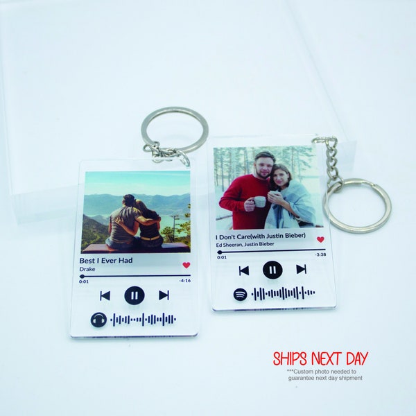 Personalize Song Keychain , Custom Photo Keychain, Custom Song Plaque Keychain, Couple Gift, Music Keychain, Girlfriend Keychain