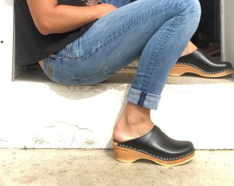 chaussures suedoise semelle bois