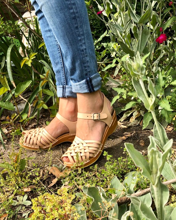 Gevlochten sandalen lage hakken ongetineerd zwart lakleer - Etsy België