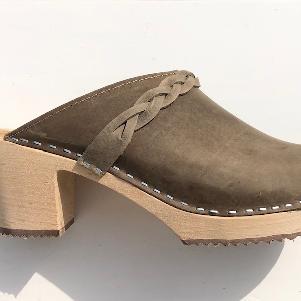 Swedish taupe nubuck clogs with braid, high heel, clogs, wooden sole, fashion, handmade, Swedish clogs, women's clog, high heel, wood sole