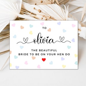 À la belle mariée d’être sur votre poule / Carte personnalisée Happy Hen Do / Carte Fun Bride to Be / Carte Boho Hen Party / Carte de week-end de poule