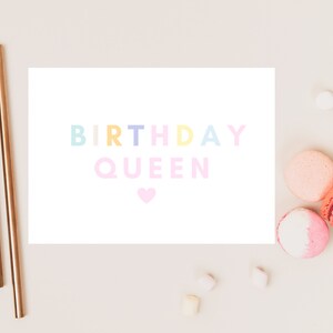 Biglietto di compleanno per regina/Cartolina di buon compleanno pastello/Decorazioni per feste a tema arcobaleno per Bestie/Regalo per feste di buon compleanno per bambini