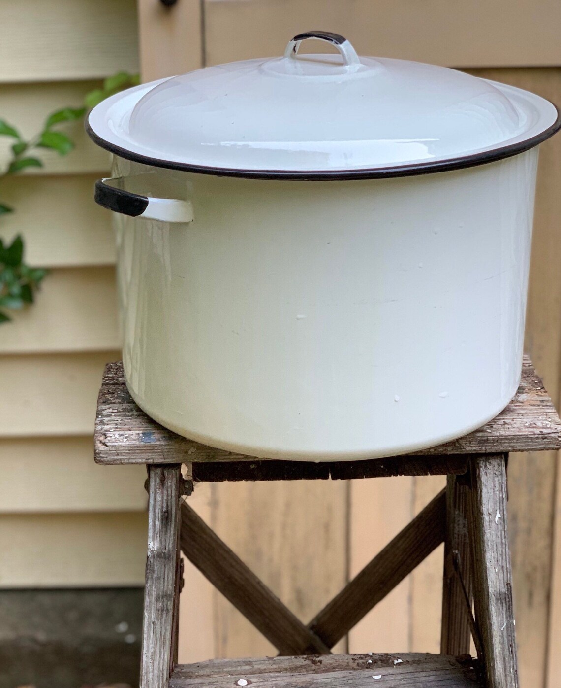 Large enamel boiling pot with lid from 1950s Etsy