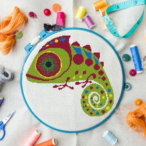 Chameleon embroidery, Chameleon cross stitch pattern, cute chameleon pattern, nursery decor, nursery embroidery, Easy embroidery pattern