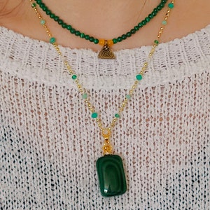 Malachite necklace, Green pendant necklace， Square pendant gold necklace，14k gold filled chain necklace， Gift for