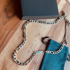Men’s Figaro Chain with Name  Bars