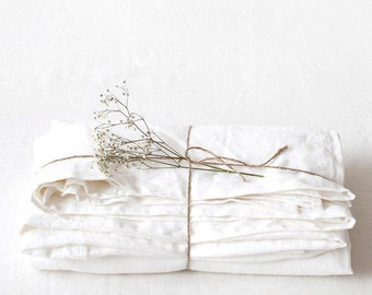 Linen sheets in White softened linen. Natural linen bed sheets.