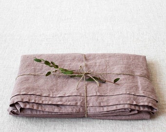 Linen sheets in Rose soft linen. Natural bed sheets.