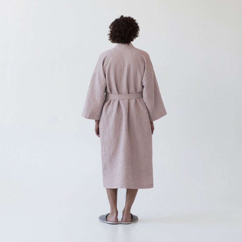 Powder Honeycomb Waffle Linen Bathrobe. Waffle linen oversized robe. Unisex linen robe. Stonewashed linen bathrobes. image 8