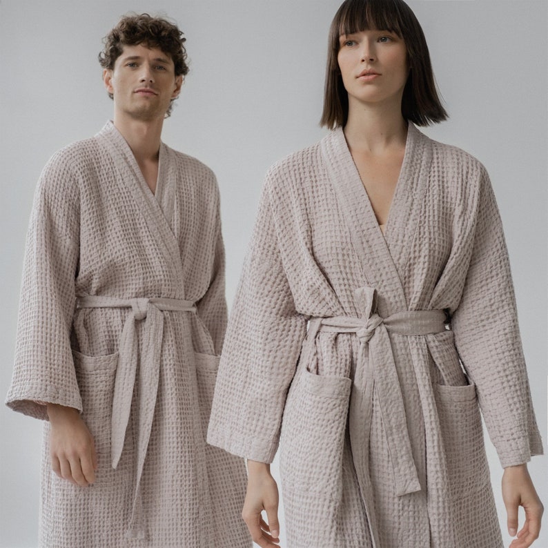 Powder Honeycomb Waffle Linen Bathrobe. Waffle linen oversized robe. Unisex linen robe. Stonewashed linen bathrobes. image 2